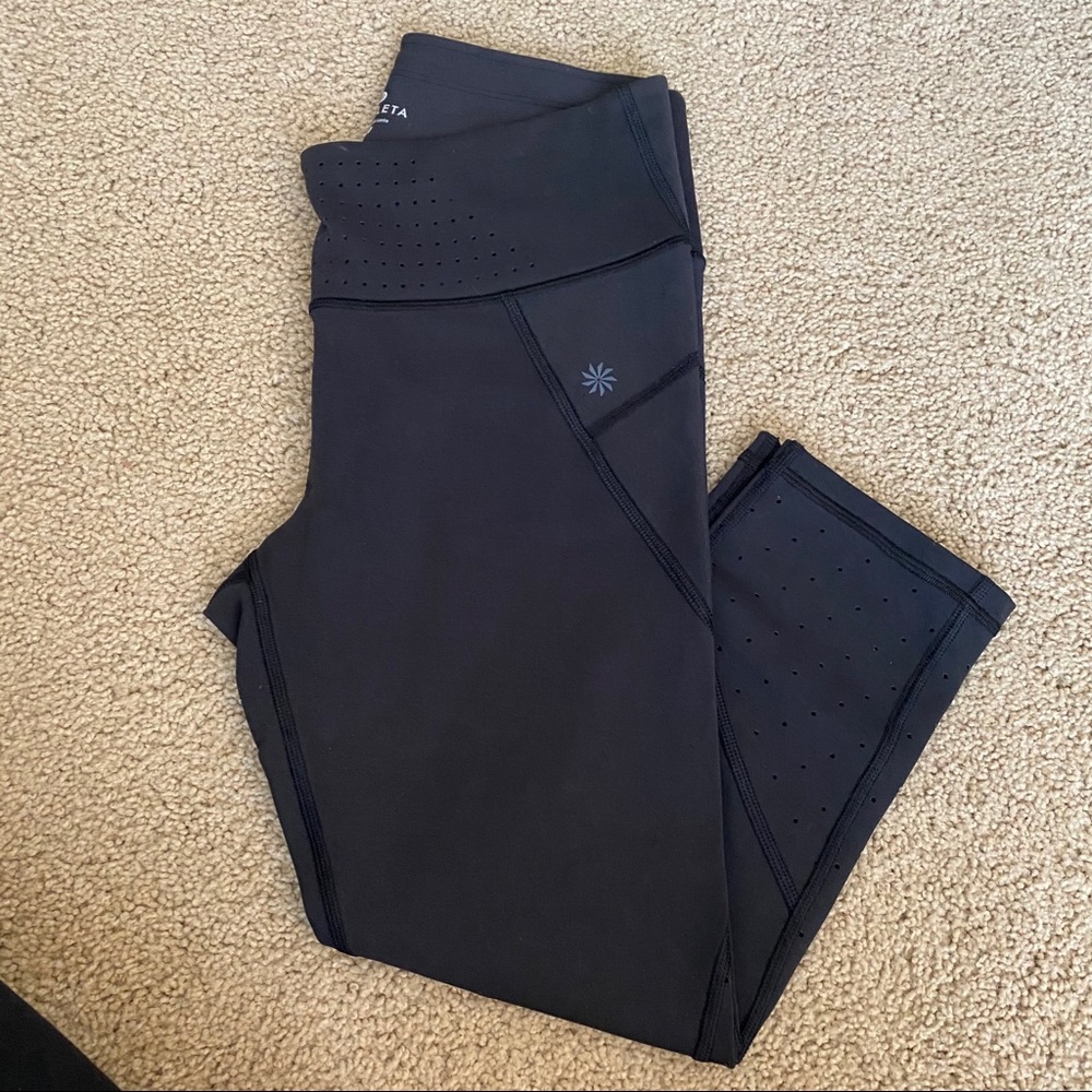 Athleta CROP Leggings